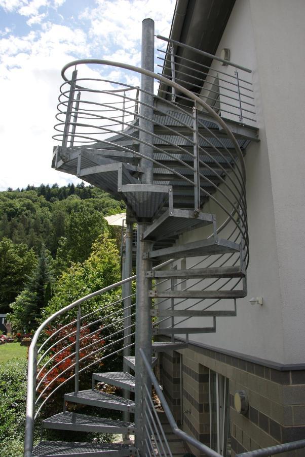 Ferienwohnung Sternenwald Alf Exterior foto